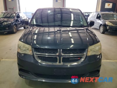 Piąte zdjęcie samochodu w środku: 2014 DODGE GRAND CARAVAN SE VIN:2C4RDGBG5ER162914 - miniatura