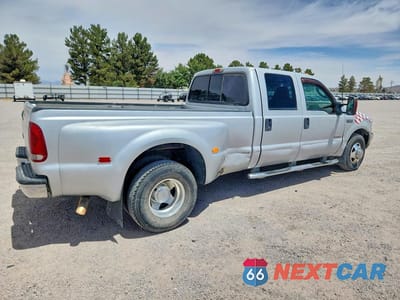 Trzecie zdjęcie samochodu z tyłu: 2003 FORD F350 SUPER DUTY VIN:1FTWW32P73ED24736 - miniatura