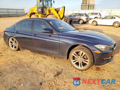Czwarte zdjęcie samochodu z boku: 2013 BMW 328 I VIN:WBA3A5C58DJ460860 - miniatura