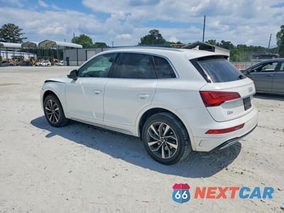 Drugie zdjęcie samochodu z przodu: 2021 AUDI Q5 PREMIUM VIN:WA1AAAFY4M2010054 - miniatura