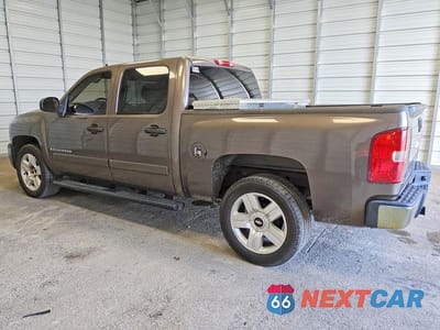 Drugie zdjęcie samochodu z przodu: 2008 CHEVROLET SILVERADO C1500 VIN:2GCEC13J781132308 - miniatura