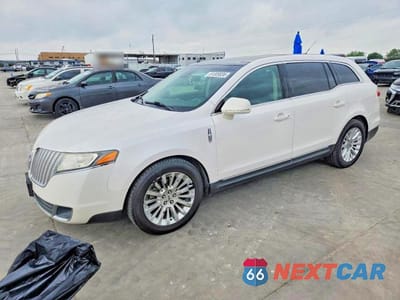 2012 LINCOLN MKT 2LMHJ5AT9CBL55080 - główne zdjęcie licytacji z USA - miniatura