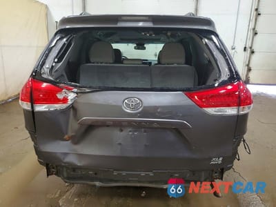 Zdjęcie 6 z 14 samochodu: 2014 TOYOTA SIENNA XLE 7-PASSENGER VIN:5TDDK3DC5ES086962 - miniatura