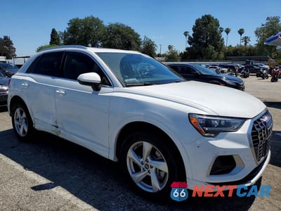 Czwarte zdjęcie samochodu z boku: 2021 AUDI Q3 PREMIUM 40 VIN:WA1AUCF36M1079468 - miniatura