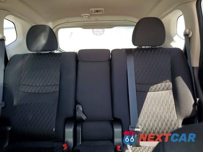 Zdjęcie 10 z 13 samochodu: 2019 NISSAN ROGUE S VIN:5N1AT2MT7KC799204 - miniatura