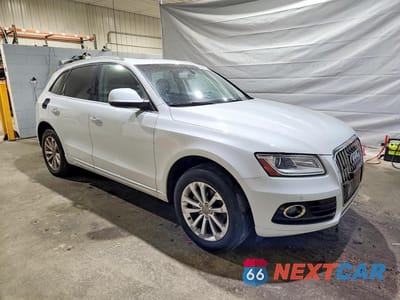 Czwarte zdjęcie samochodu z boku: 2015 AUDI Q5 PREMIUM PLUS VIN:WA1LFAFP7FA034522 - miniatura