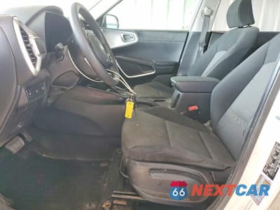 Zdjęcie 7 z 11 samochodu: 2020 KIA SOUL LX VIN:KNDJ23AU6L7720982 - miniatura