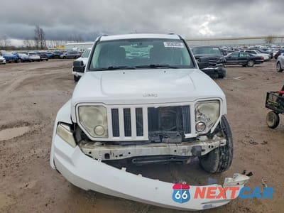 Piąte zdjęcie samochodu w środku: 2012 JEEP LIBERTY SPORT VIN:1C4PJMAK9CW186996 - miniatura