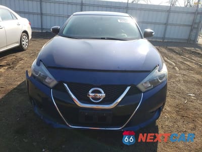 Piąte zdjęcie samochodu w środku: 2018 NISSAN MAXIMA 3.5 SV VIN:1N4AA6AP0JC385324 - miniatura