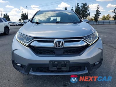 Piąte zdjęcie samochodu w środku: 2017 HONDA CR-V EX VIN:7FARW1H56HE012733 - miniatura