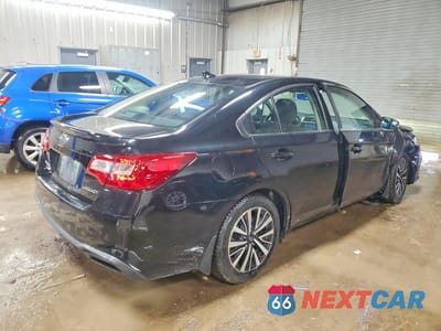 Trzecie zdjęcie samochodu z tyłu: 2019 SUBARU LEGACY 2.5I PREMIUM VIN:4S3BNAF60K3038437 - miniatura