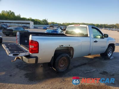 Trzecie zdjęcie samochodu z tyłu: 2013 CHEVROLET SILVERADO C1500 VIN:1GCNCPEX4DZ394910 - miniatura