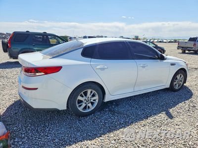 Trzecie zdjęcie samochodu z tyłu: 2019 KIA OPTIMA LX VIN:5XXGT4L30KG284895 - miniatura