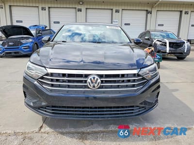 Piąte zdjęcie samochodu w środku: 2020 VOLKSWAGEN JETTA S VIN:3VWCB7BU0LM032722 - miniatura