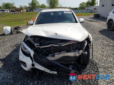 Piąte zdjęcie samochodu w środku: 2019 MERCEDES-BENZ GLC COUPE 300 4MATIC VIN:WDC0J4KB6KF617254 - miniatura