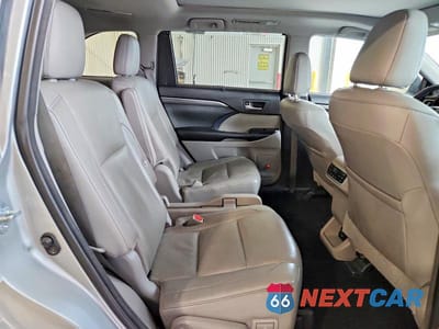 Zdjęcie 11 z 13 samochodu: 2017 TOYOTA HIGHLANDER HYBRID LIMITED PLATINUM VIN:5TDDGRFH6HS023337 - miniatura