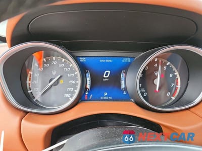 Zdjęcie 9 z 13 samochodu: 2018 MASERATI LEVANTE LUXURY VIN:ZN661XUL6JX268871 - miniatura