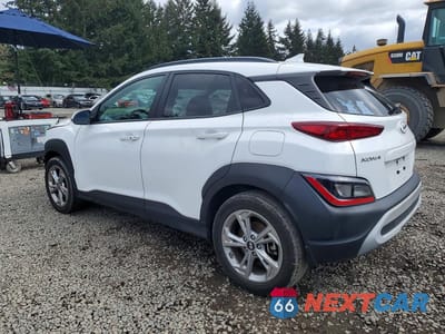 Drugie zdjęcie samochodu z przodu: 2022 HYUNDAI KONA SEL VIN:KM8K6CAB7NU836747 - miniatura