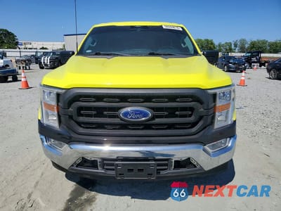 Piąte zdjęcie samochodu w środku: 2022 FORD F150 VIN:1FTMF1CB6NKE01499 - miniatura