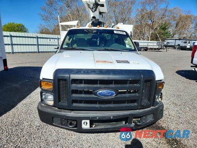 Piąte zdjęcie samochodu w środku: 2008 FORD F350 SUPER DUTY BUCKET TRUCK VIN:1FDWF36598EE43710 - miniatura