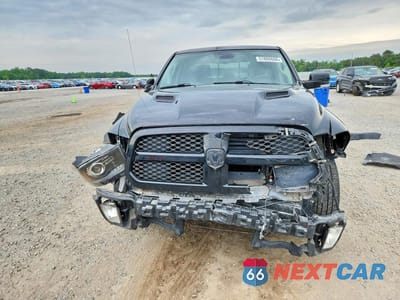 Piąte zdjęcie samochodu w środku: 2015 RAM 1500 SPORT VIN:1C6RR7MT9FS564499 - miniatura