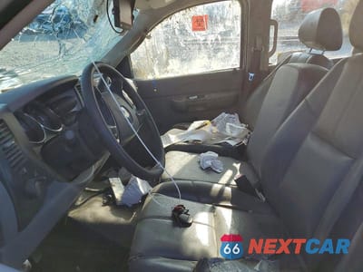 Zdjęcie 7 z 12 samochodu: 2009 CHEVROLET SILVERADO C3500 VIN:1GBJC73609F121887 - miniatura