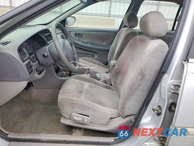 Zdjęcie 7 z 12 samochodu: 2001 NISSAN ALTIMA XE VIN:1N4DL01D31C187525 - miniatura