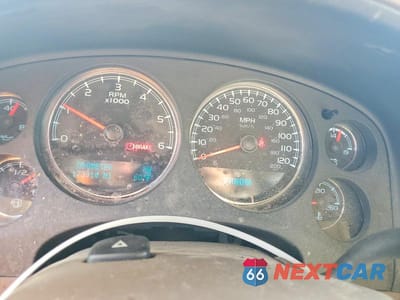 Zdjęcie 9 z 13 samochodu: 2012 GMC YUKON XL K1500 SLT VIN:1GKS2KE71CR123119 - miniatura