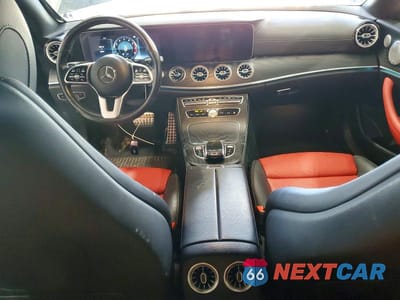 Zdjęcie 8 z 13 samochodu: 2020 MERCEDES-BENZ E 450 4MATIC VIN:W1K1J6JBXLF141315 - miniatura
