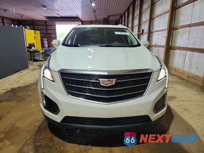 Piąte zdjęcie samochodu w środku: 2019 CADILLAC XT5 LUXURY VIN:1GYKNDRS9KZ239318 - miniatura