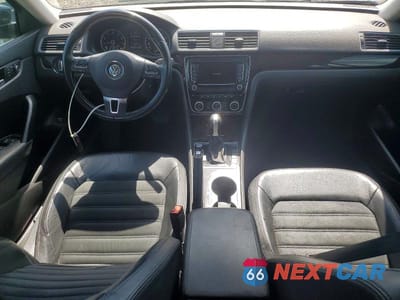 Zdjęcie 8 z 12 samochodu: 2015 VOLKSWAGEN PASSAT SEL VIN:1VWCS7A39FC056418 - miniatura