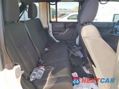 Zdjęcie 10 z 12 samochodu: 2018 JEEP WRANGLER UNLIMITED SPORT VIN:1C4BJWDG4JL910380 - miniatura