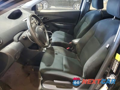 Zdjęcie 7 z 12 samochodu: 2011 TOYOTA YARIS BASE VIN:JTDBT4K37B1409172 - miniatura