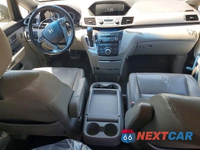 Zdjęcie 8 z 13 samochodu: 2012 HONDA ODYSSEY TOURING VIN:5FNRL5H95CB045522 - miniatura