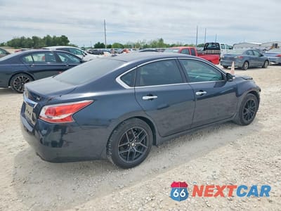 Trzecie zdjęcie samochodu z tyłu: 2015 NISSAN ALTIMA 2.5 SV VIN:1N4AL3AP6FC497867 - miniatura