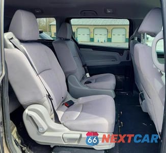 Zdjęcie 11 z 14 samochodu: 2020 HONDA ODYSSEY LX VIN:5FNRL6H21LB025308 - miniatura