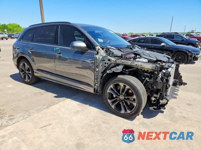 Czwarte zdjęcie samochodu z boku: 2025 AUDI Q7 PREMIUM PLUS VIN:WA1LVBF78SD005015 - miniatura