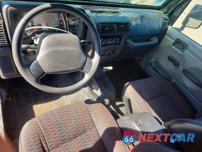 Zdjęcie 8 z 12 samochodu: 2000 JEEP WRANGLER / TJ SPORT VIN:1J4FA49S7YP778103 - miniatura