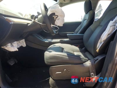 Zdjęcie 7 z 13 samochodu: 2021 TESLA MODEL Y VIN:5YJYGAEE3MF234276 - miniatura