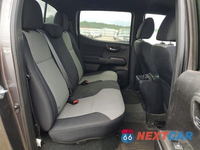 Zdjęcie 10 z 12 samochodu: 2021 TOYOTA TACOMA TRD OFF-ROAD VIN:5TFCZ5AN2MX258348 - miniatura