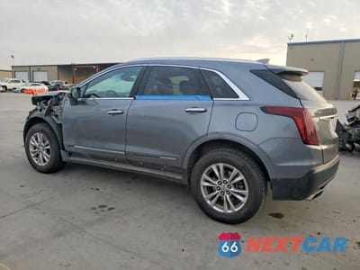 Trzecie zdjęcie samochodu z tyłu: 2021 CADILLAC XT5 LUXURY VIN:1GYKNAR48MZ139438 - miniatura