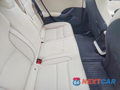 Zdjęcie 10 z 13 samochodu: 2021 TESLA MODEL S VIN:5YJSA1E65MF438657 - miniatura