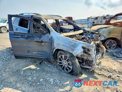 Czwarte zdjęcie samochodu z boku: 2020 JEEP CHEROKEE LATITUDE PLUS VIN:1C4PJMLB8LD567523 - miniatura