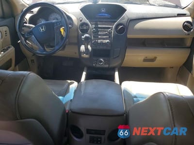 Zdjęcie 8 z 12 samochodu: 2012 HONDA PILOT TOURING VIN:5FNYF3H93CB027155 - miniatura