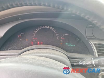 Zdjęcie 9 z 13 samochodu: 2005 CHRYSLER PACIFICA VIN:2C8GM48LX5R533395 - miniatura