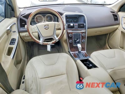 Zdjęcie 8 z 13 samochodu: 2013 VOLVO XC60 3.2 VIN:YV4952DLXD2418453 - miniatura