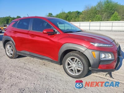 Czwarte zdjęcie samochodu z boku: 2021 HYUNDAI KONA SE VIN:KM8K12AA4MU659492 - miniatura