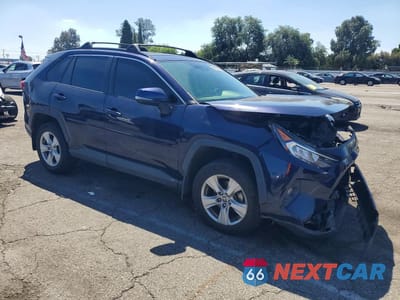 Czwarte zdjęcie samochodu z boku: 2020 TOYOTA RAV4 XLE VIN:JTMP1RFV6LD056993 - miniatura