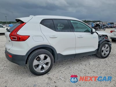 Trzecie zdjęcie samochodu z tyłu: 2019 VOLVO XC40 T5 MOMENTUM VIN:YV4162UK7K2052370 - miniatura