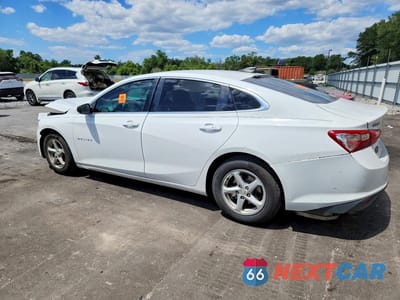 Drugie zdjęcie samochodu z przodu: 2018 CHEVROLET MALIBU LS VIN:1G1ZB5ST5JF104562 - miniatura